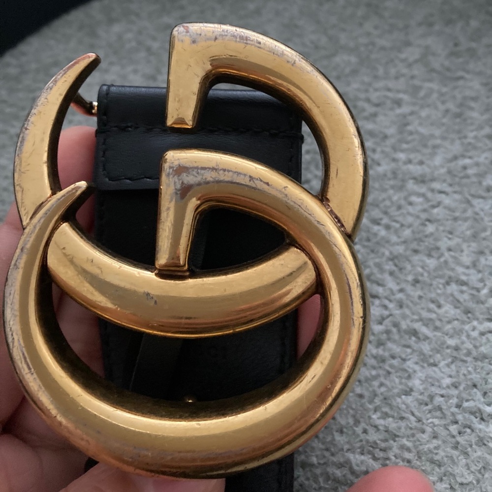 Gucci Black Leather Belt with Aged Gold Double G Buckle